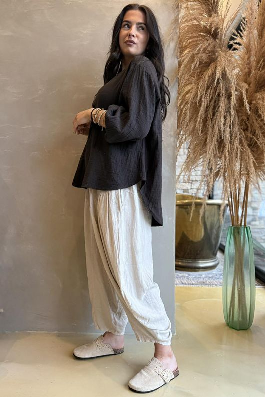 Suri Cushion Cotton Laurie Blouse Chocolate